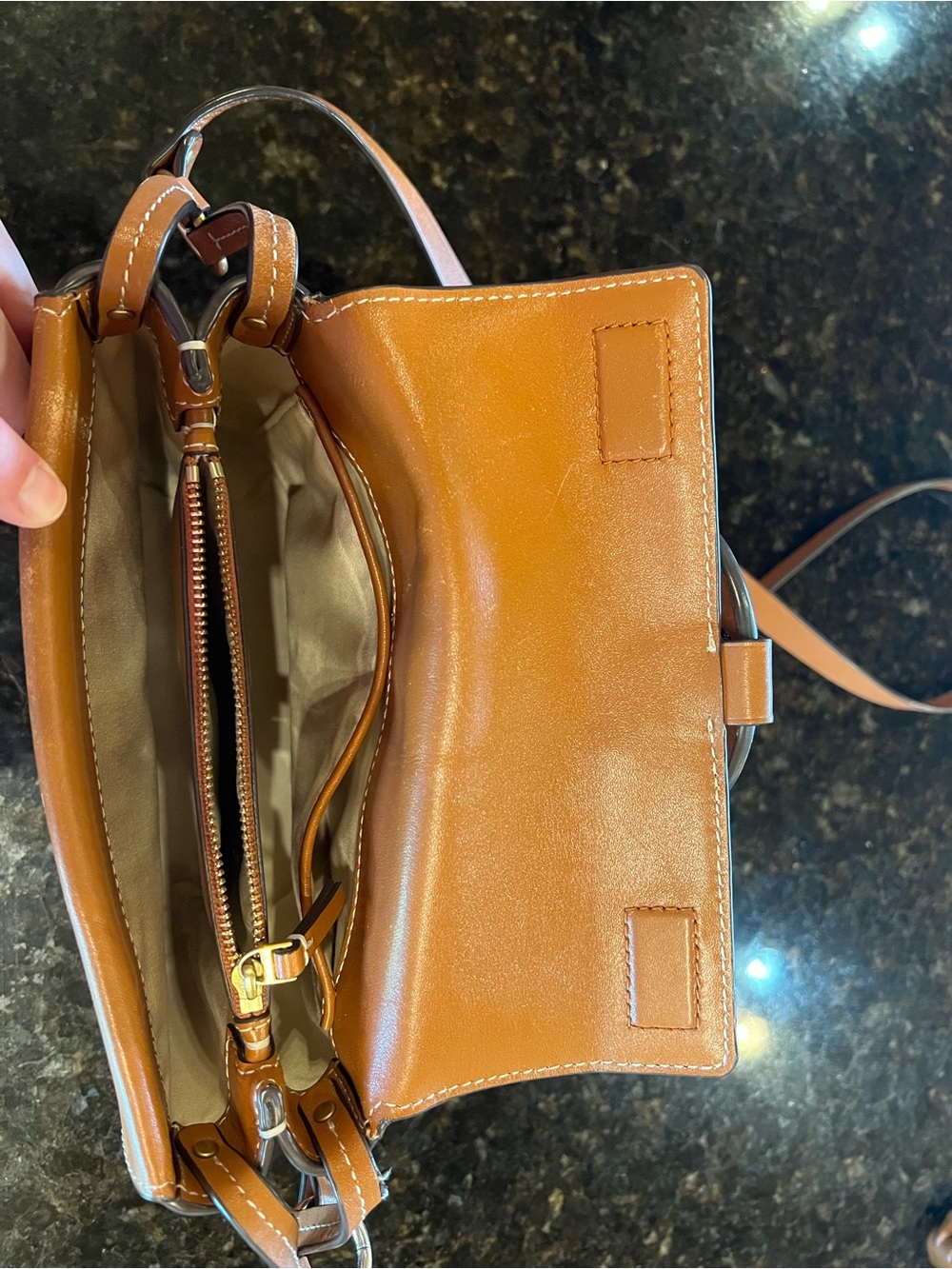 Tory Burch Tan Leather Logo Crossbody Bag - Picture 8 of 8